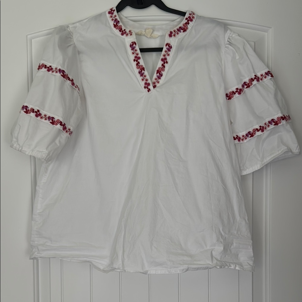 White and dark pink and purple Puff Sleeve Blouse with Mandarin v neck Collar